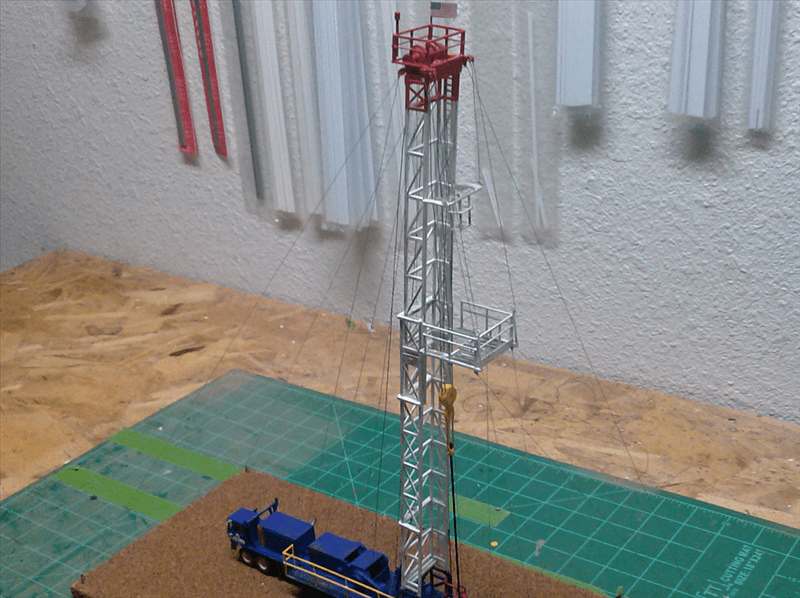 Seaboard Oil model drill rig 4