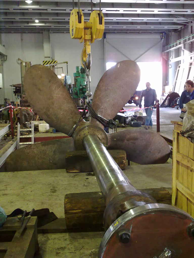 Keyless propeller with taper new fitting Marine Propulsion Systems