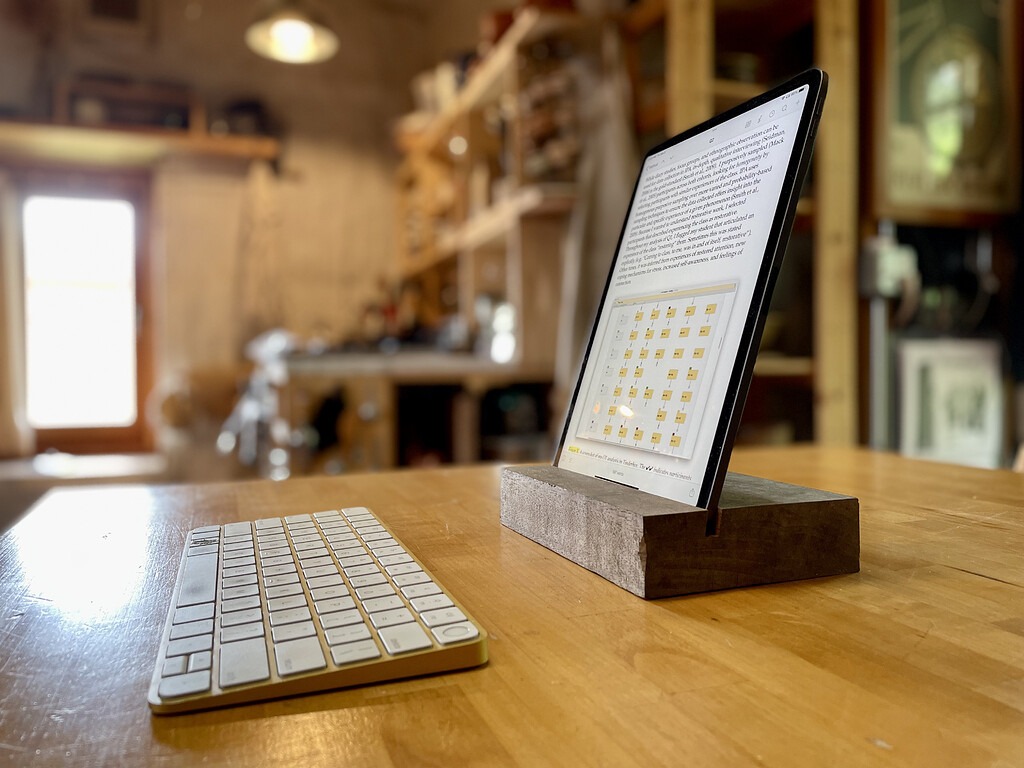 DIY Wooden iPad stand Homescreens & Office Setups MPU Talk