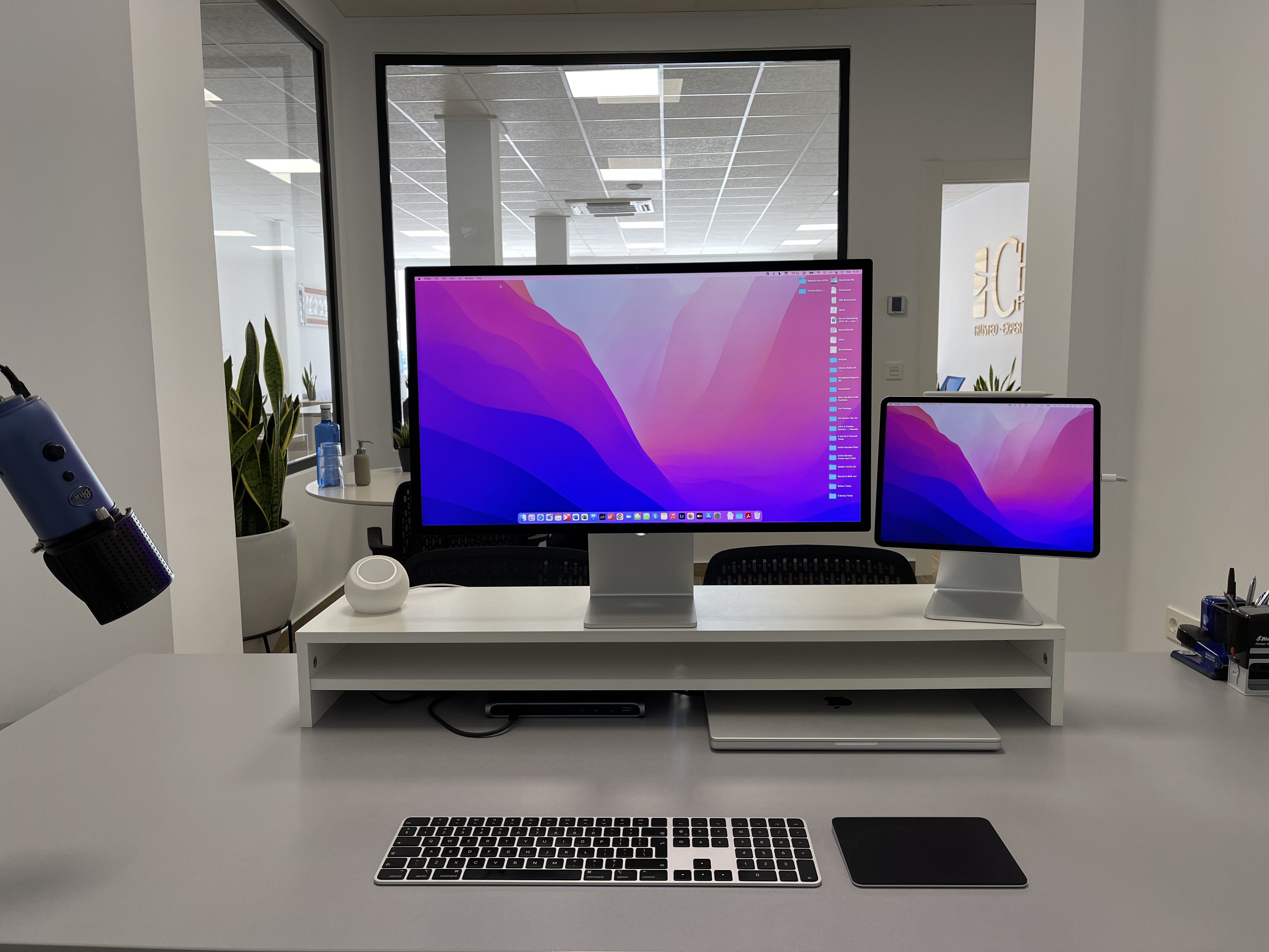 2022Mac Studio Display/ 2021 MacBook Pro M1 Pro Setup Homescreens