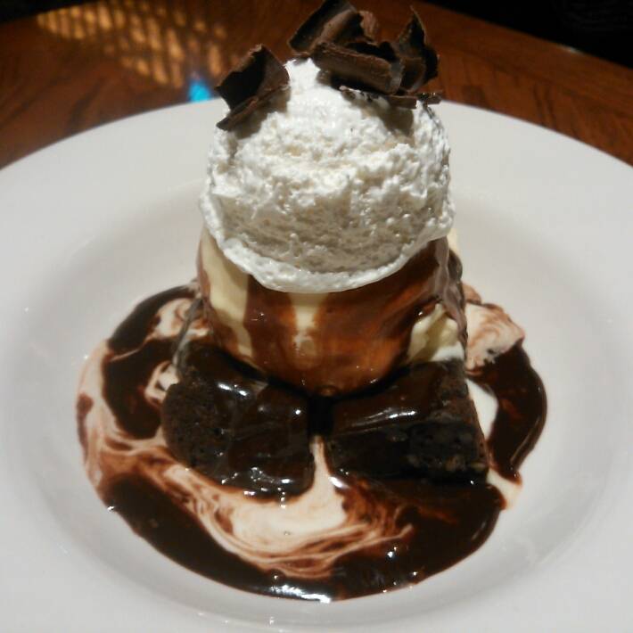 楽天ぐるなび アウトバックステーキハウス池袋店のチョコレート・サンダー・フロム・ダウン・アンダーの口コミ詳細