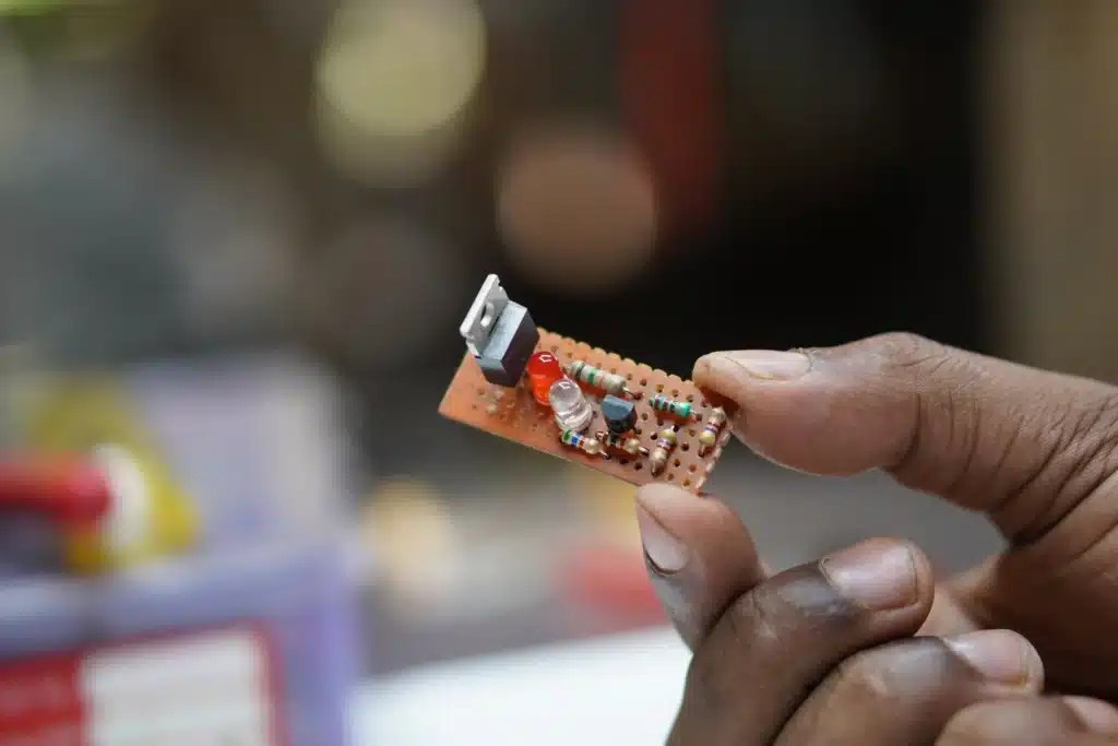 3.7Volt Li-ion Battery Charger Full Details & Solution PDF Download