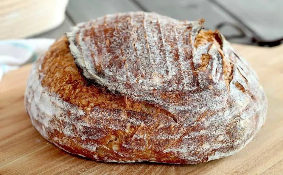 Why Does My Bread Have a Soggy Bottom? Tips for Perfectly Crisp Bread
