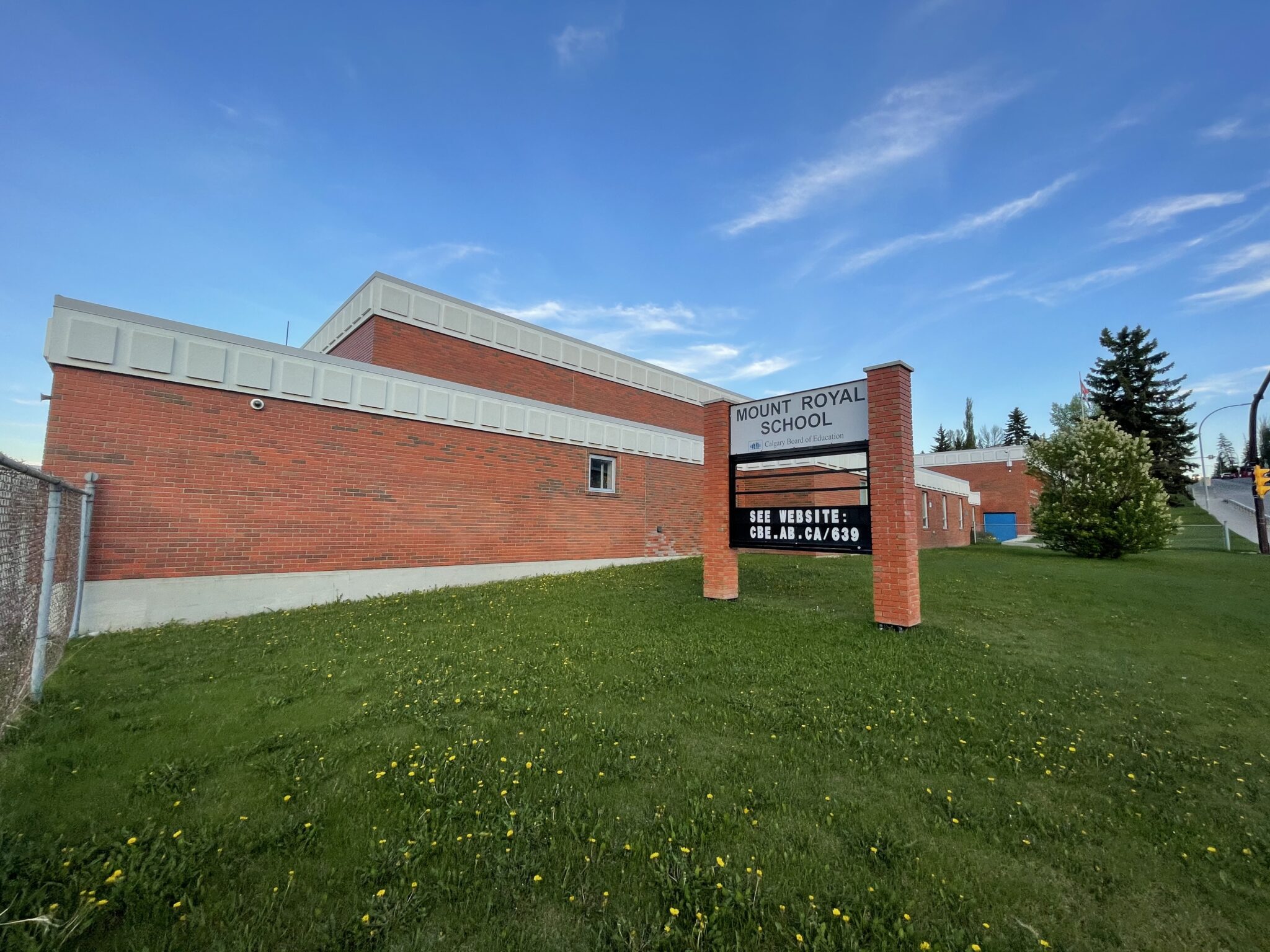 Schools Mount Royal Community Association