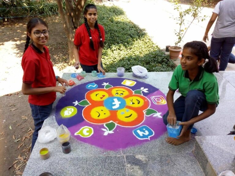 Curricular MRDA School