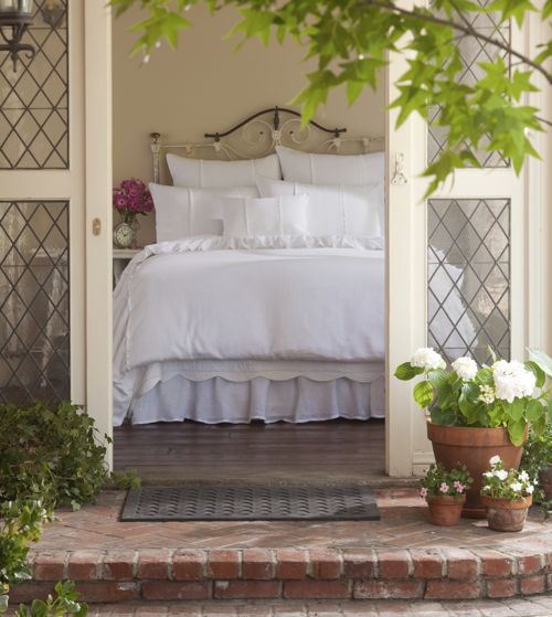 Laundry Service Los Angeles A Carriage Regal Cleaner