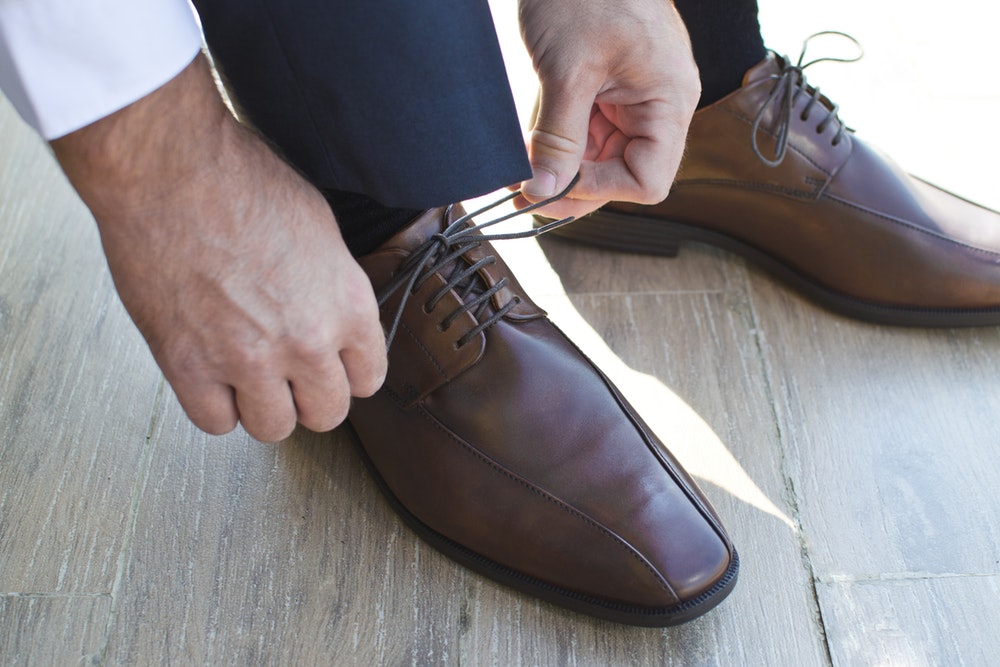 How To Remove Water Stains From Leather Shoes MR ELLIS