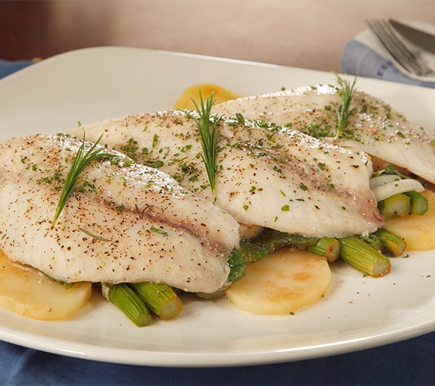 Tilapia al horno con papas y verduras Mr. Fish Sitio Oficial