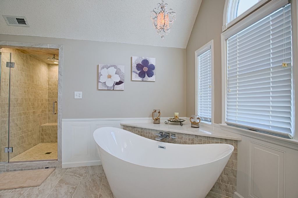 Bathroom Repair & Remodel MRM Construction, LLC