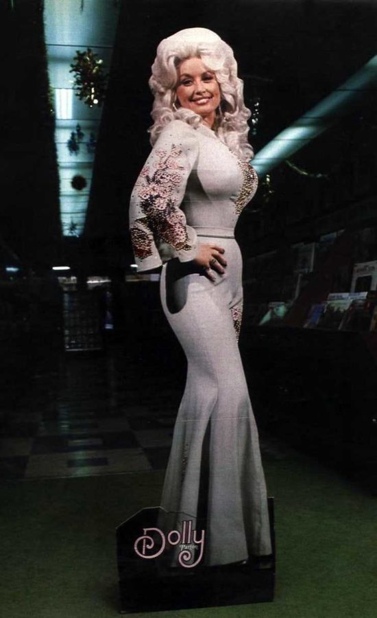 Dolly Parton Body Measurements Height Weight Bra Size Age