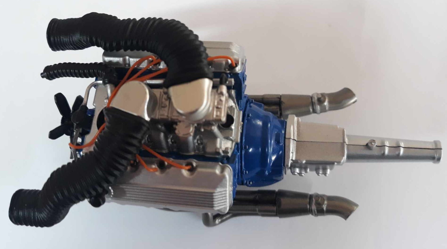 ACME Plastic Model Engines 1:18th scale – 427 SOCS Drag Engine and