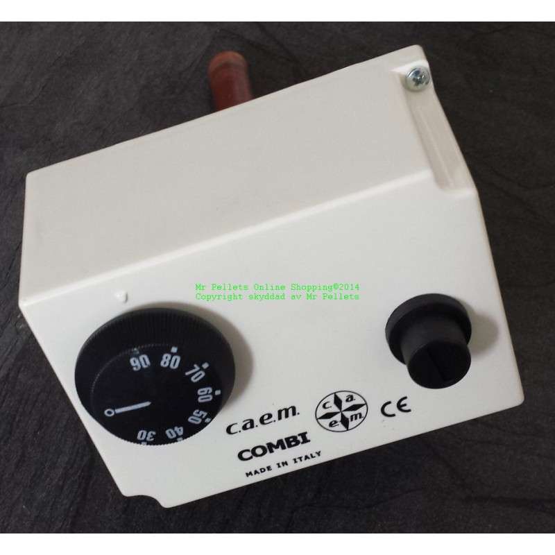 Double thermostat universal