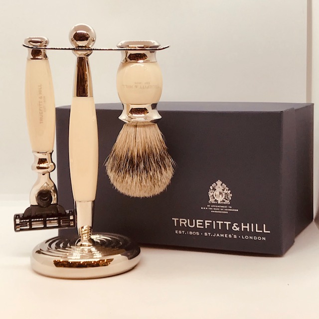Truefitt & Hill Edwardian Collection Mach3 Shaving Set Ivory MR Shaver