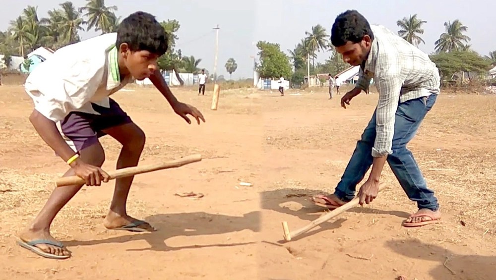 स्मृती खेळांच्या दुर्मिळ होत चाललेला 'विटीदांडू' 🏆 LatestLY मराठी