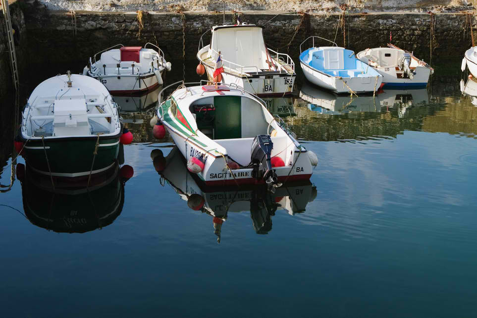 Storage units near me in Midland NC Benefits of storing your boat