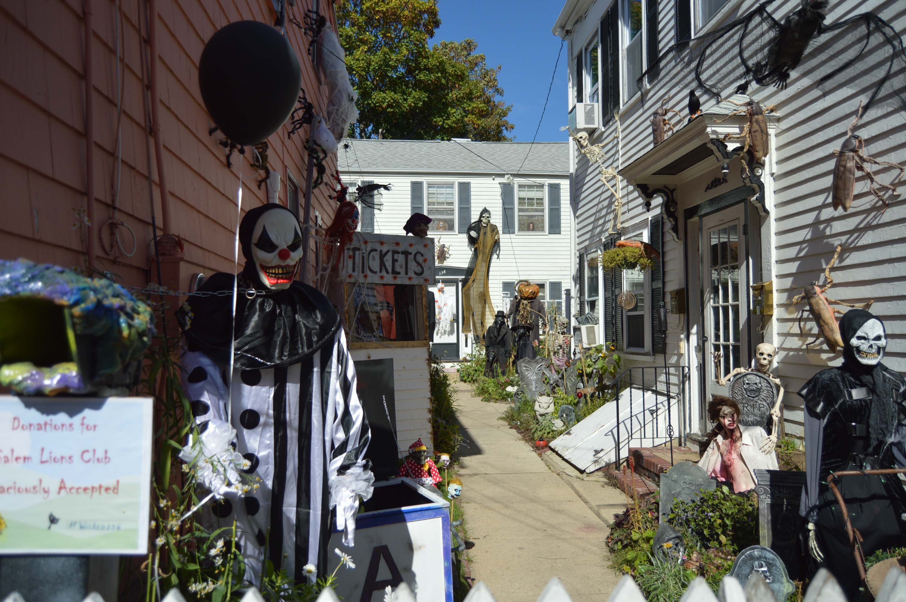 Haunted Decorations (Salem, MA) New England Nomad