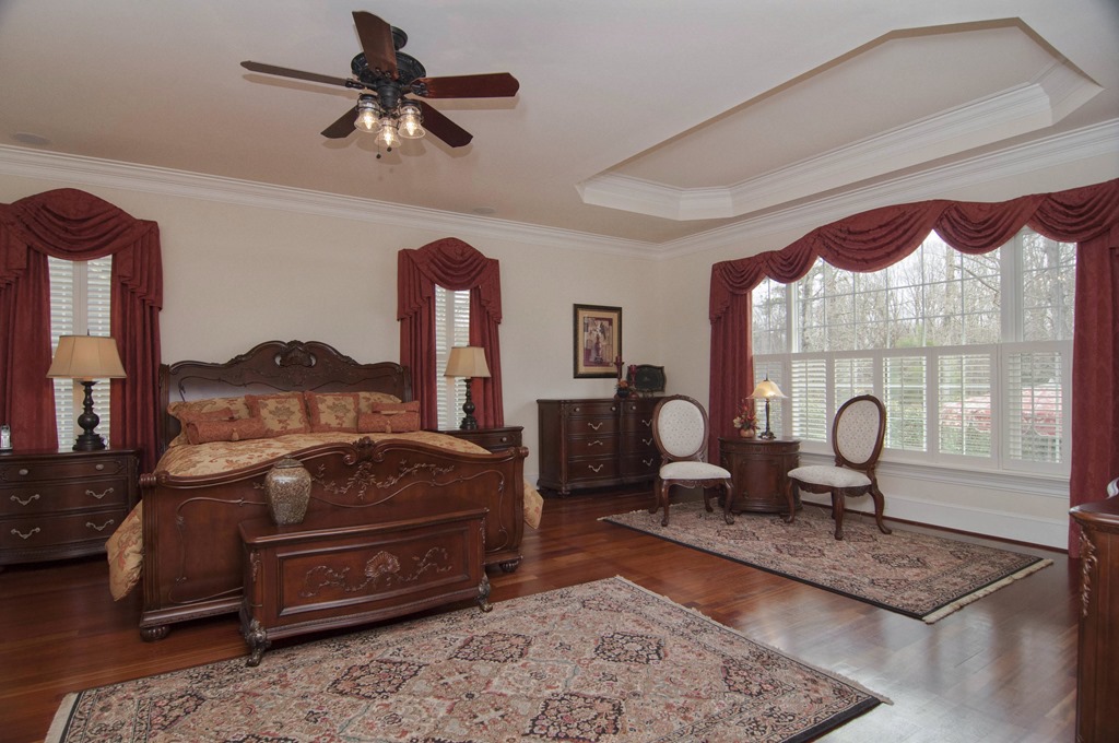 Spectacular one of a kind golf course home now available in Fords ColonyWilliamsburg VA — Mr