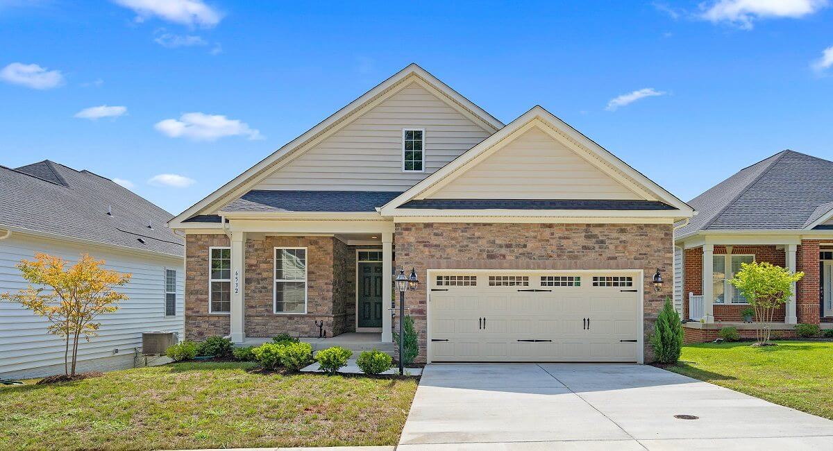 Huntley Mr. Williamsburg