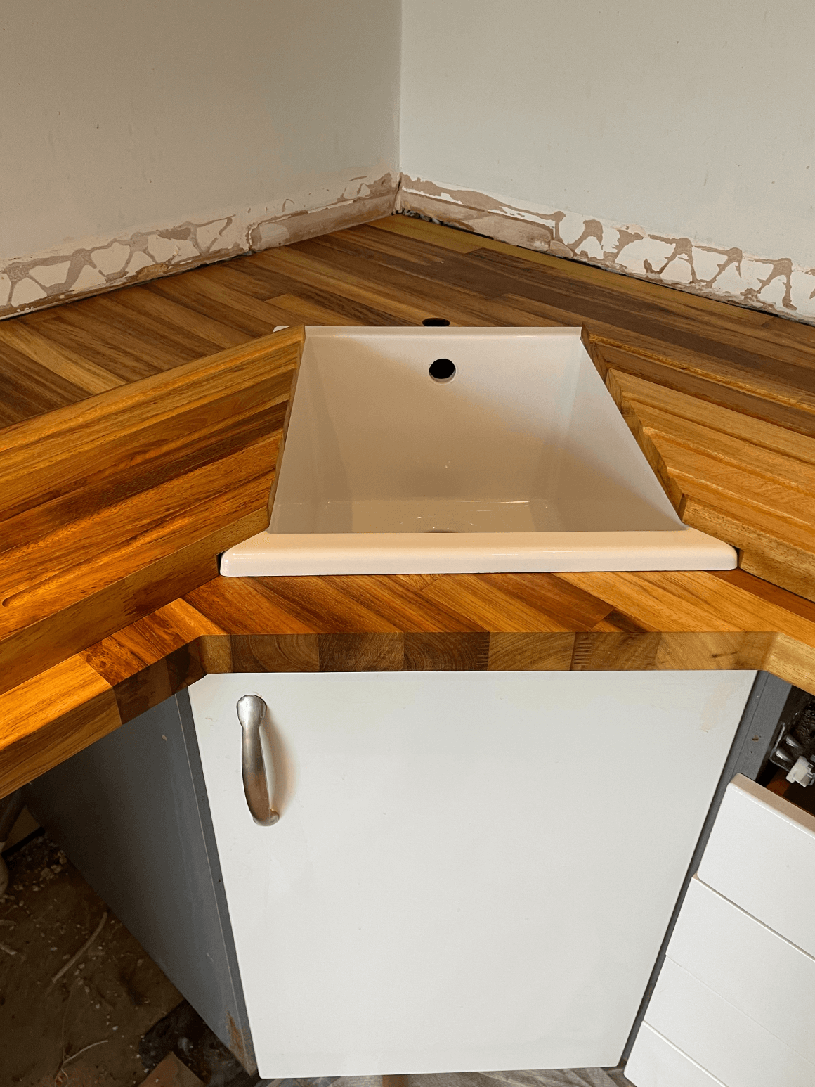 Solid Wood Mr Kitchen Worktop Fitter