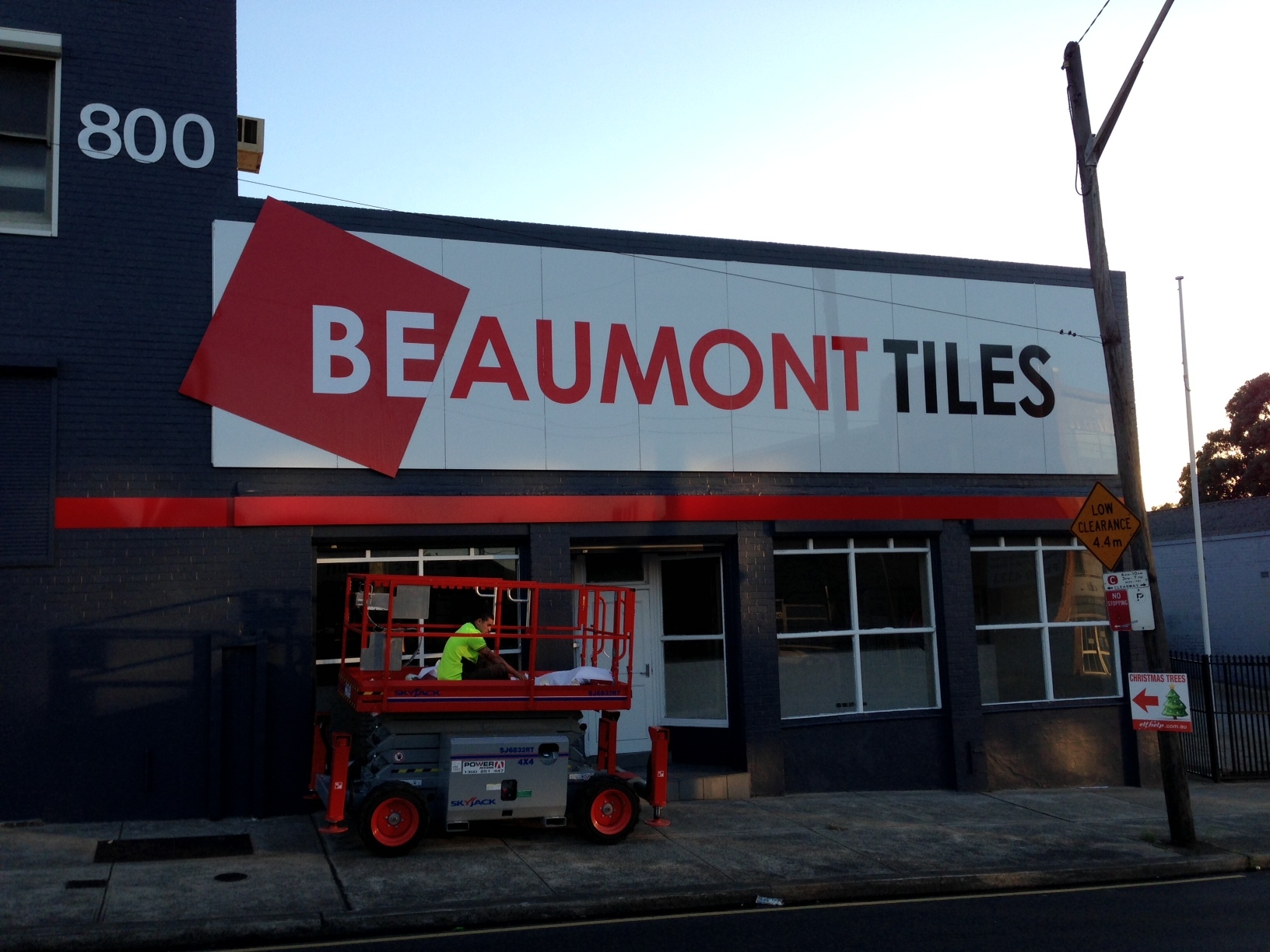 Beaumont Tiles MSC Signs