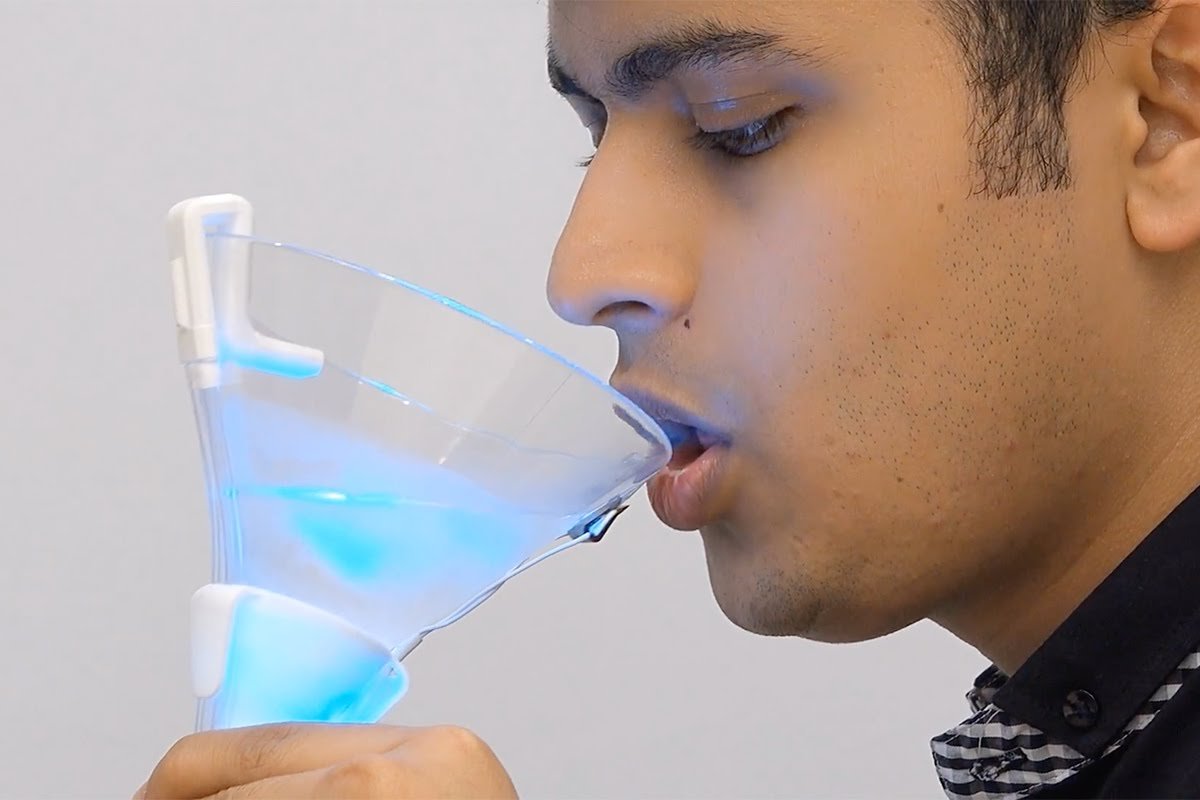 Virtual cocktails hijack your senses to turn water into wine msensory