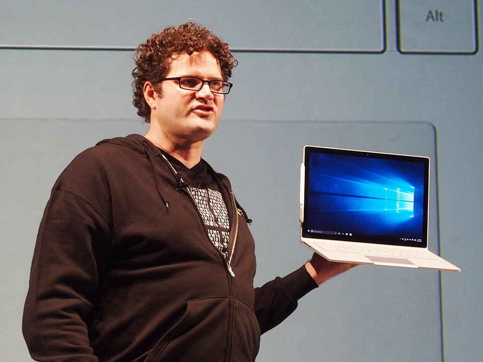 Surface 부사장 Brian Hall, 스타트업을 위해 Microsoft 떠나 MSPoweruser