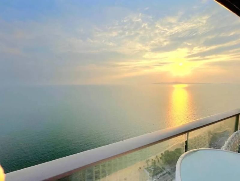 Century 21 Pattaya Sale, rent, sea view condo, beautiful room, ready