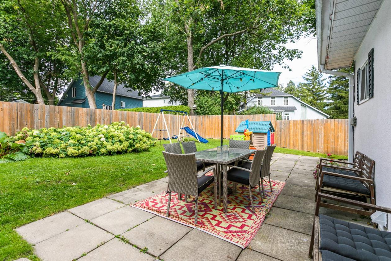 Two or more storey for sale pointeclaire, Buy Two or more storey pointeclaire