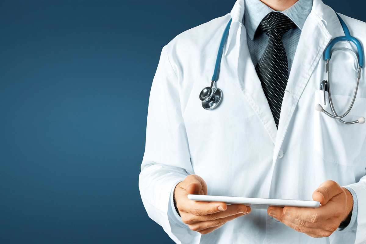 Interpretation of a dream about wearing a doctor's coat for single