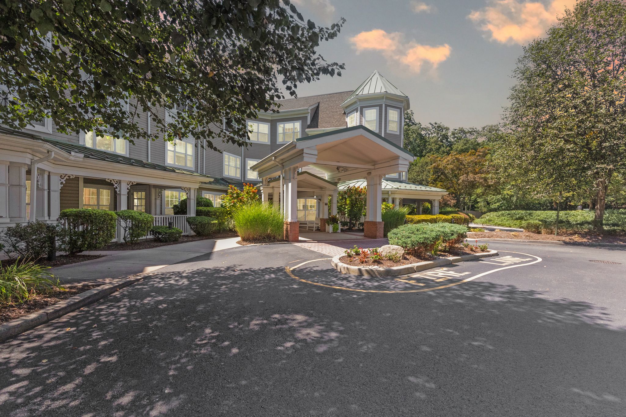 Assisted Senior Living in Paramus, NJ Sunrise of Paramus