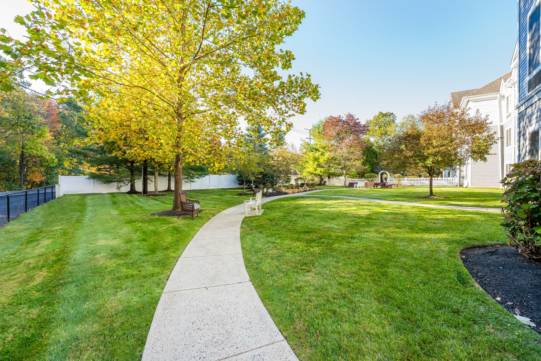 Virtual Tour & Photo Gallery Sunrise of Lynnfield, MA