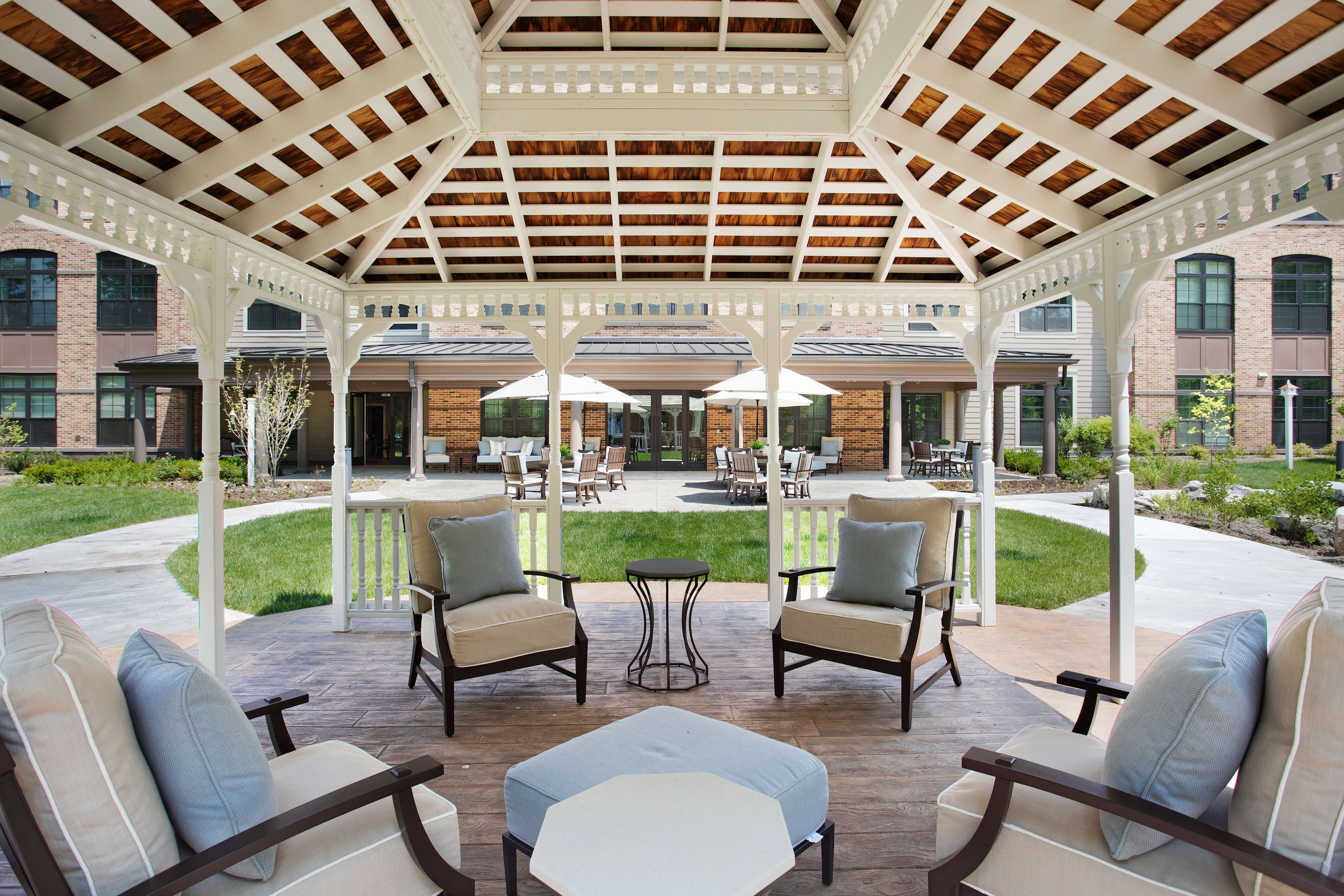 Assisted Senior Living in McLean, VA Sunrise of McLean Village