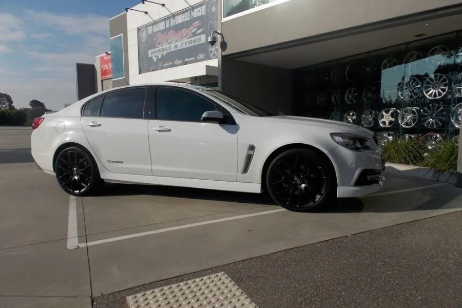 HOLDEN VF COMMODORE with G8 F SERIES