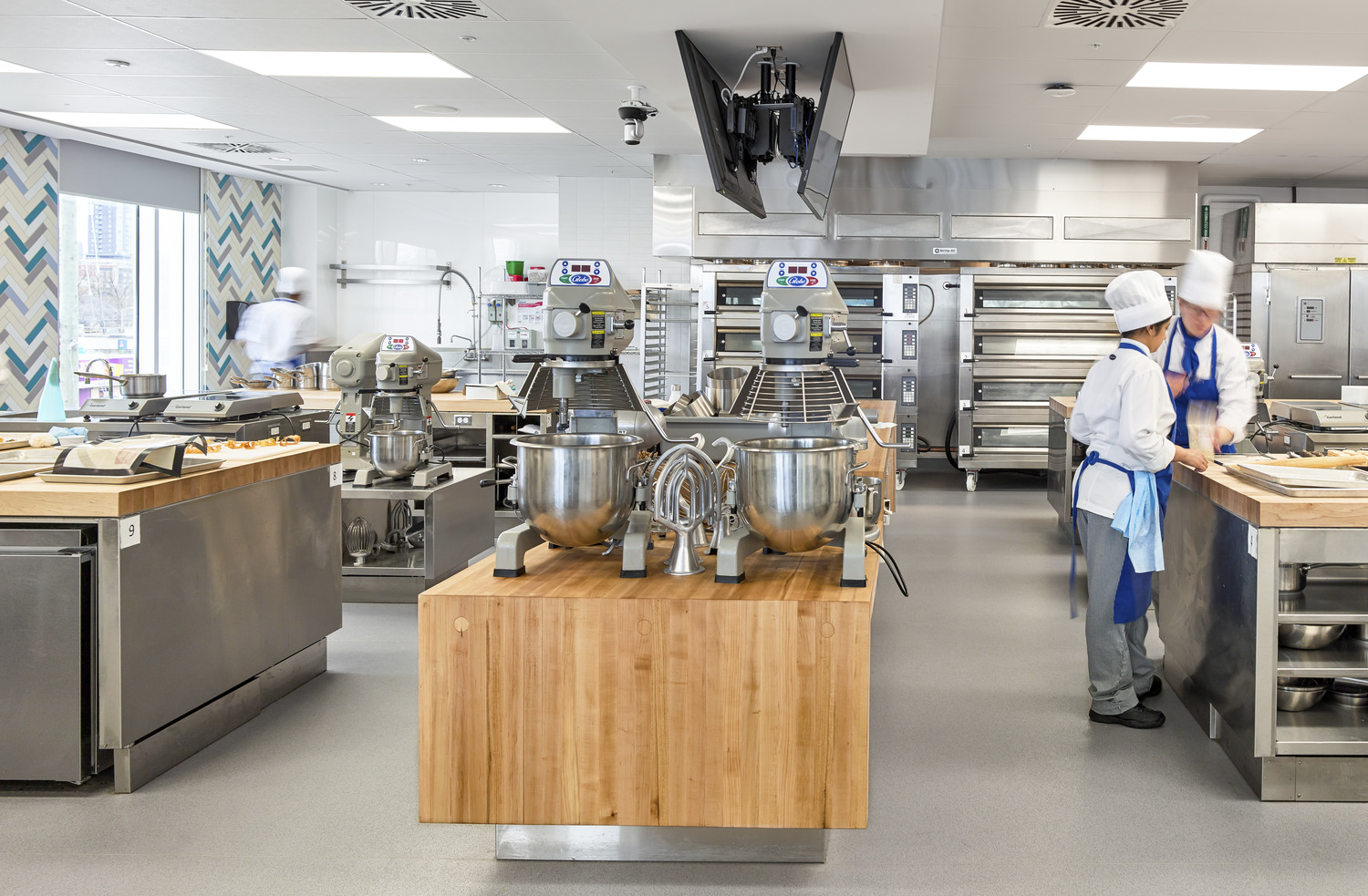 Conestoga College School of Hospitality and Culinary Arts Turns 5! Moriyama Teshima Architects