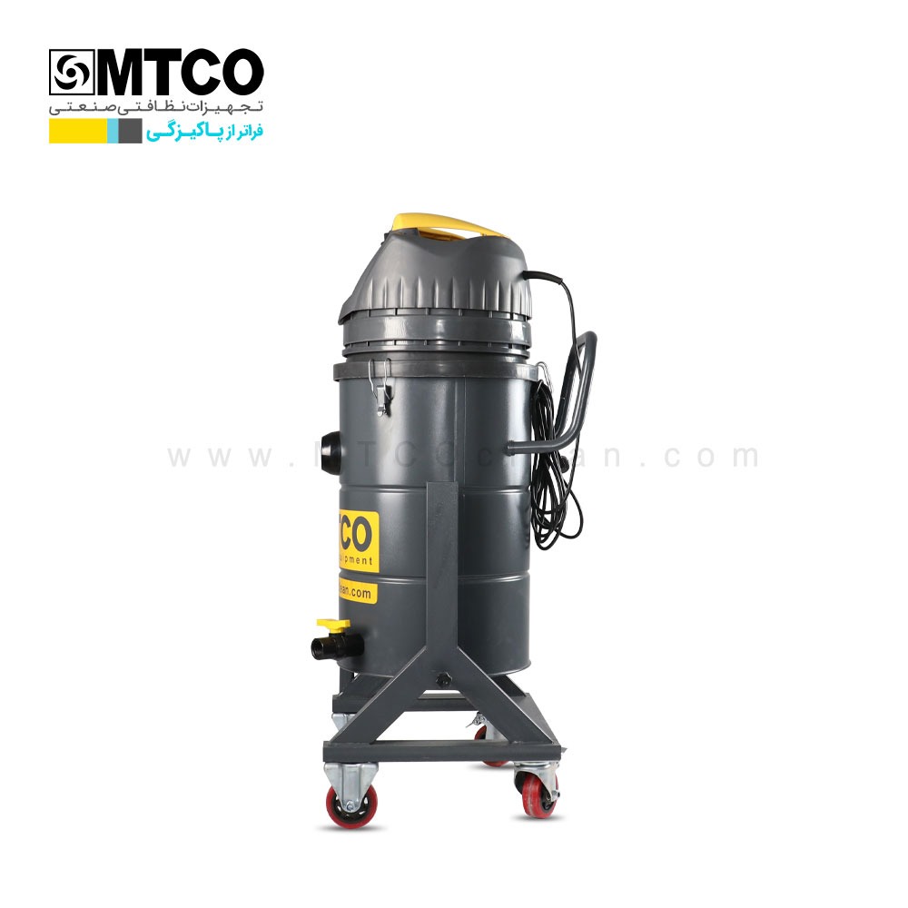 Car wash industrial vacuum cleaner