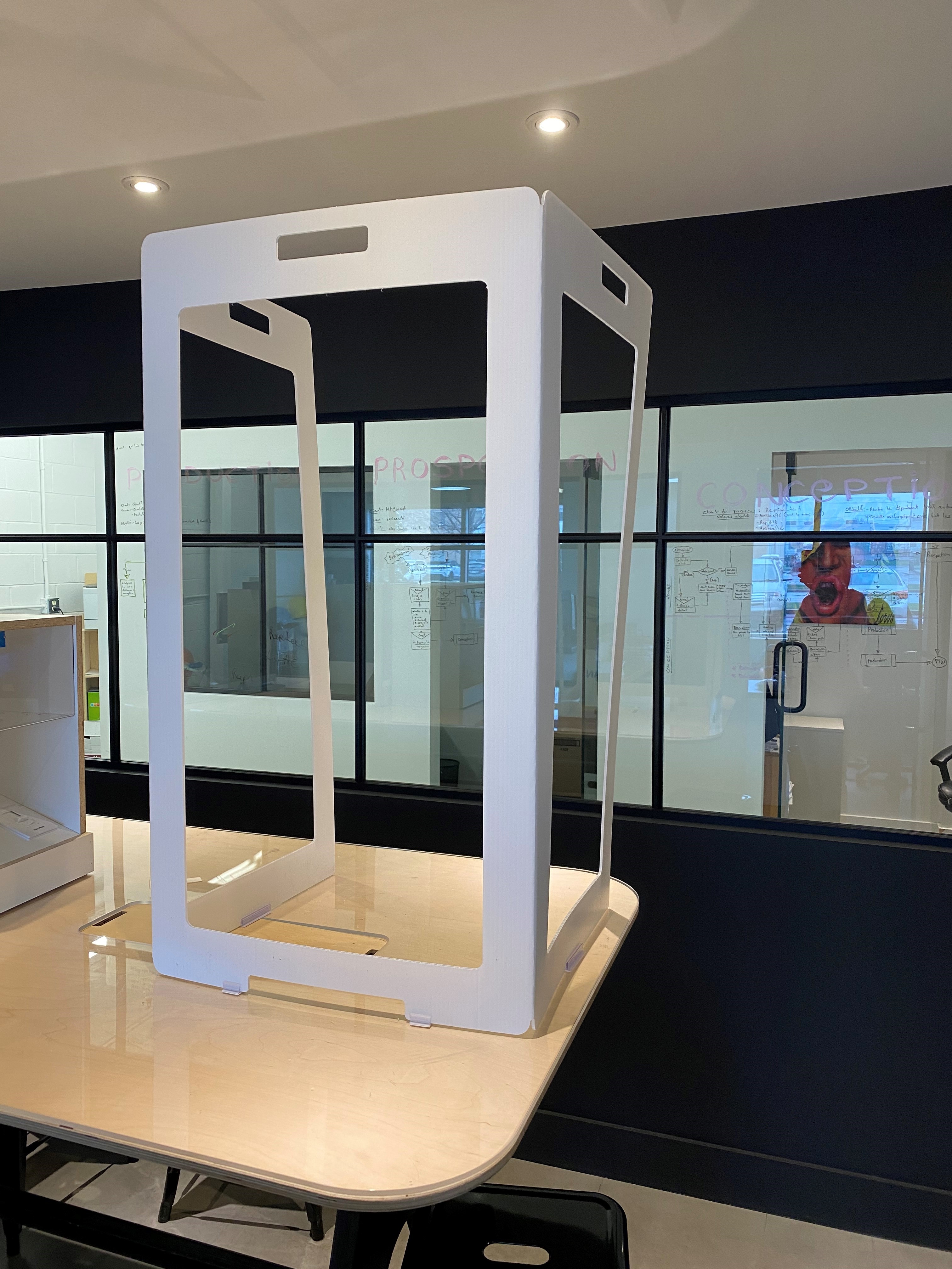 Transparent protective panels (Covid19) MT Concept