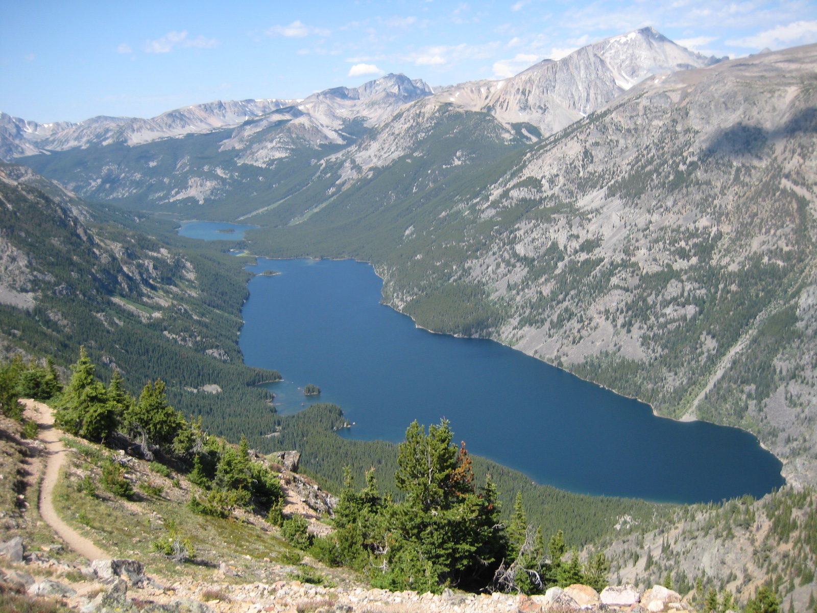 Hiking to Mystic Lake Beartooth Mountains