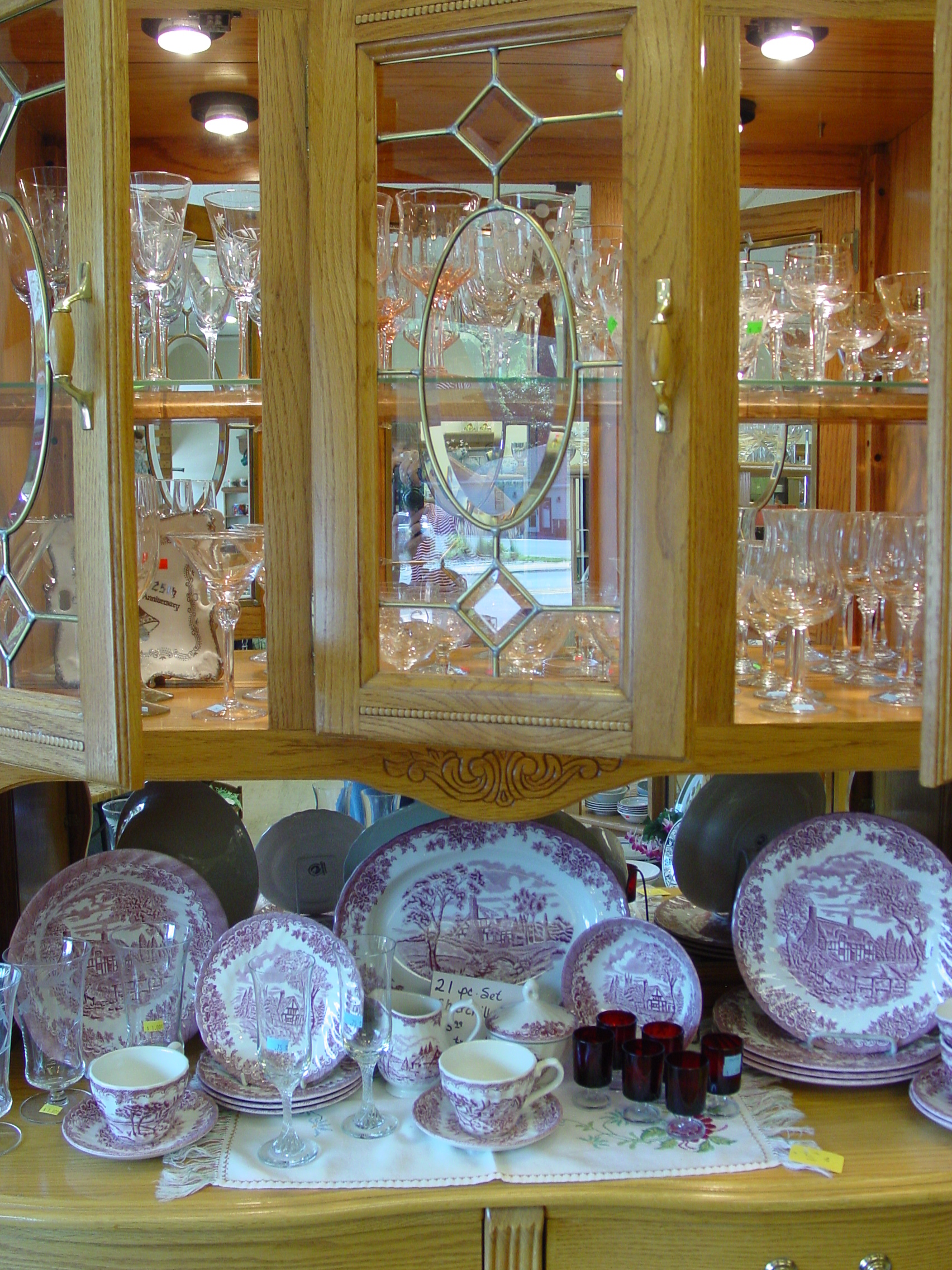 032 Mt Joy Gift & Thrift