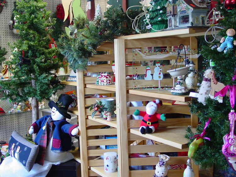 Christmas decorations Mt Joy Gift & Thrift