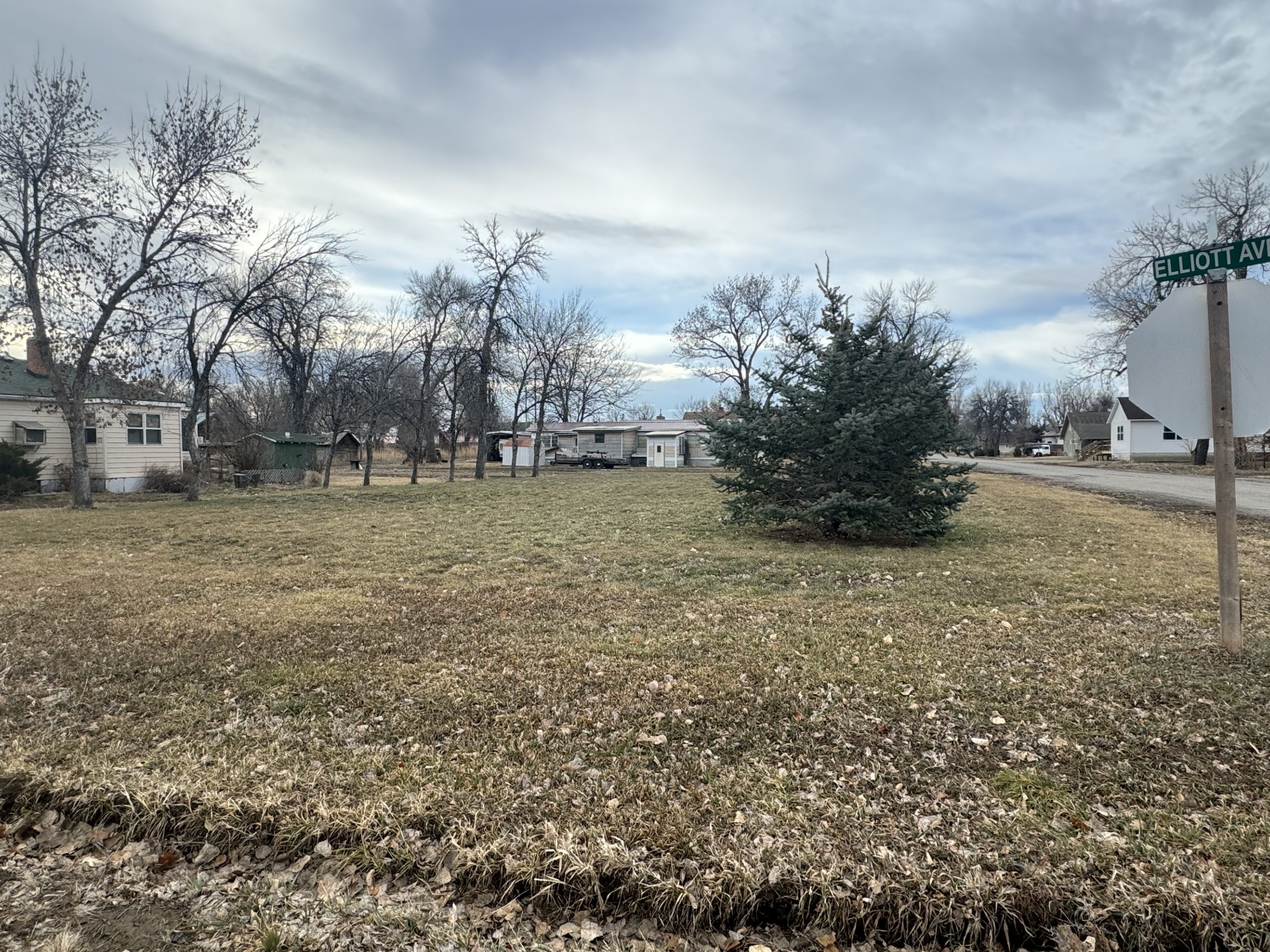SOLD Vacant lot NHN Elliott Ave, Hysham, MT Eastern Montana Land