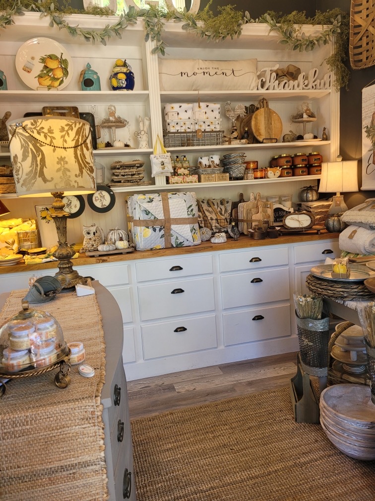 Mt Lemmon Shops Mt. Lemmon Hotel