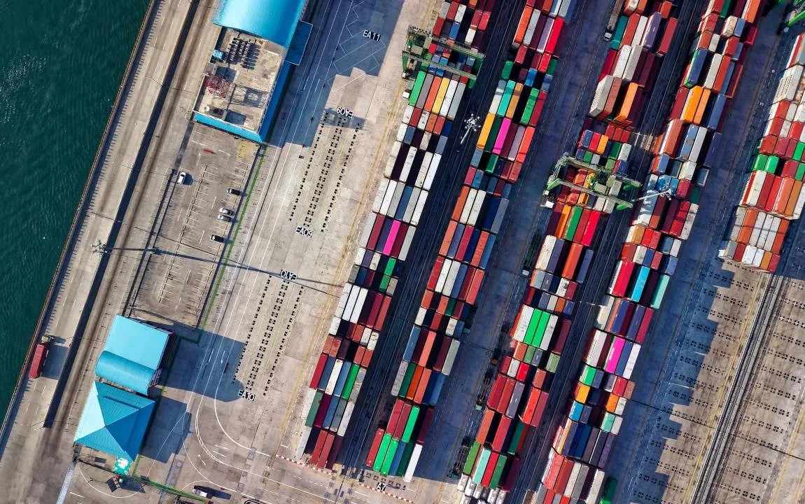 Sea vs. Air What’s The Best Way To Ship Your Coffee?