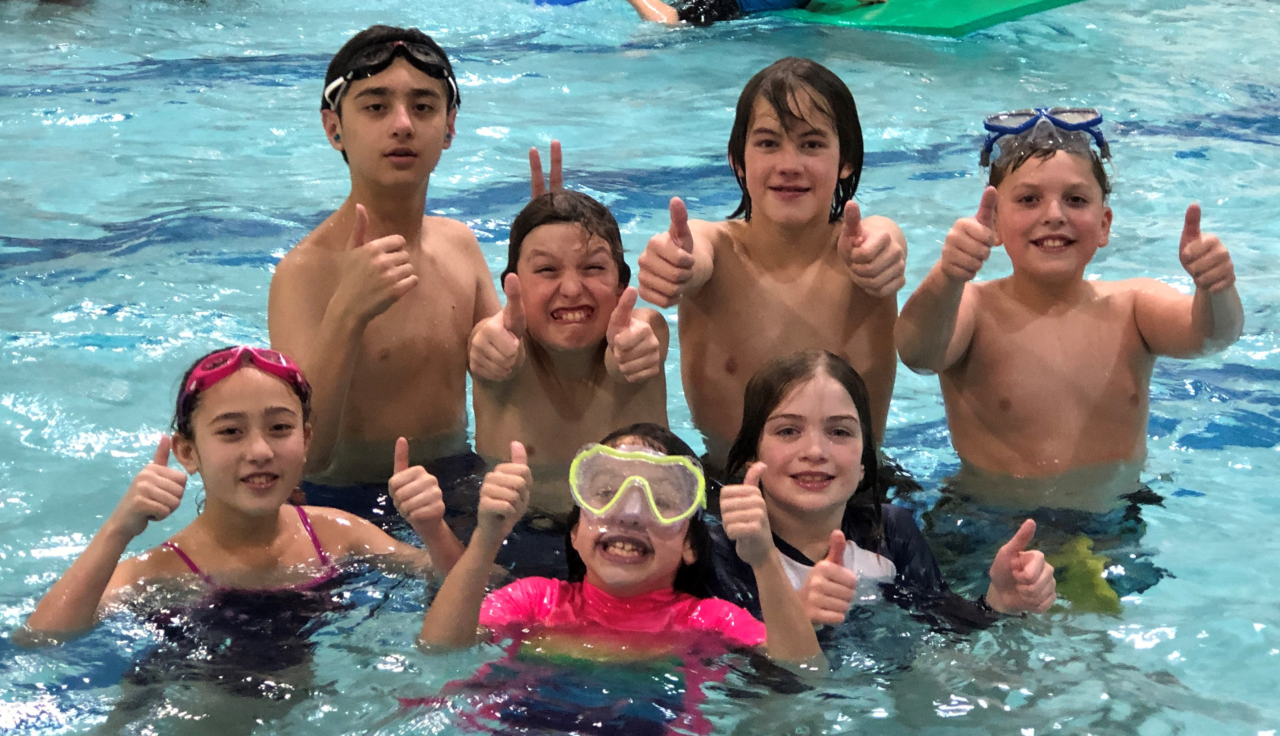 Family Swim Header Mt. Rainier Pool