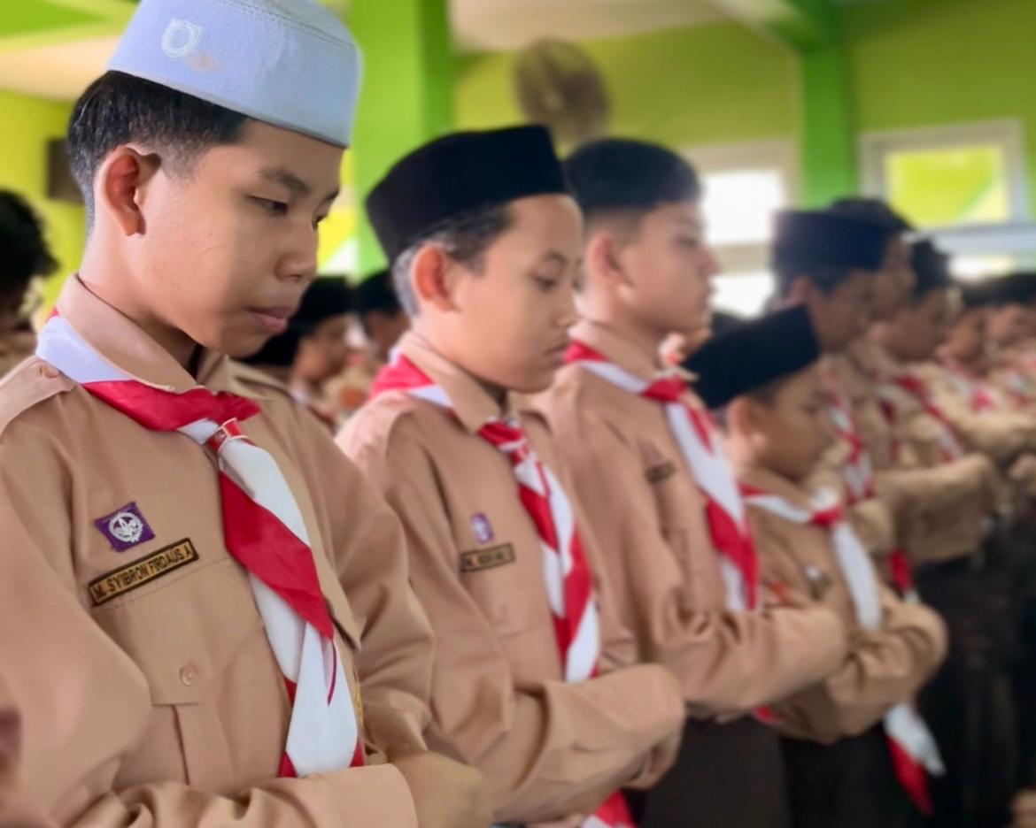 MTsN 3 Malang Gelar Sholat Ghaib, Doa Bersama dan Donasi untuk Santri Syahid Al Khozini