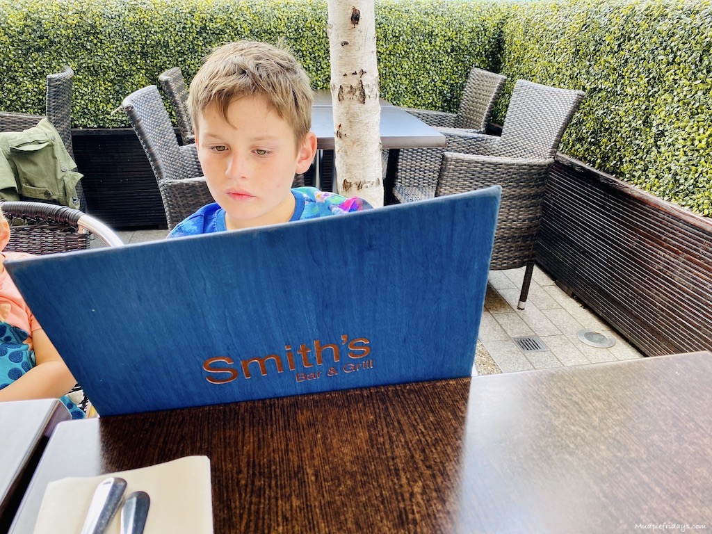 Where to get a Roast Dinner close to Paddington Train Station