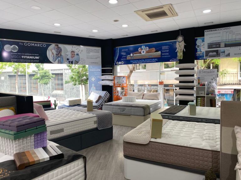 Tienda de muebles de diseño moderno en Barcelona y online A medida