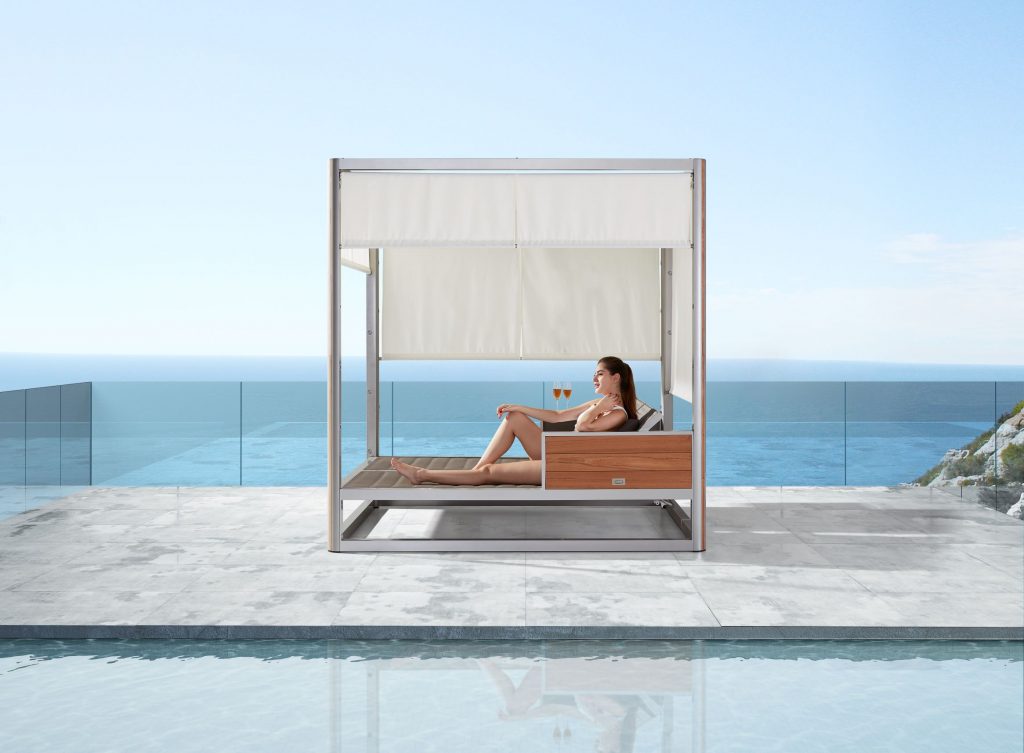 One of the Best Furniture Stores in Torrevieja In&Out Furniture