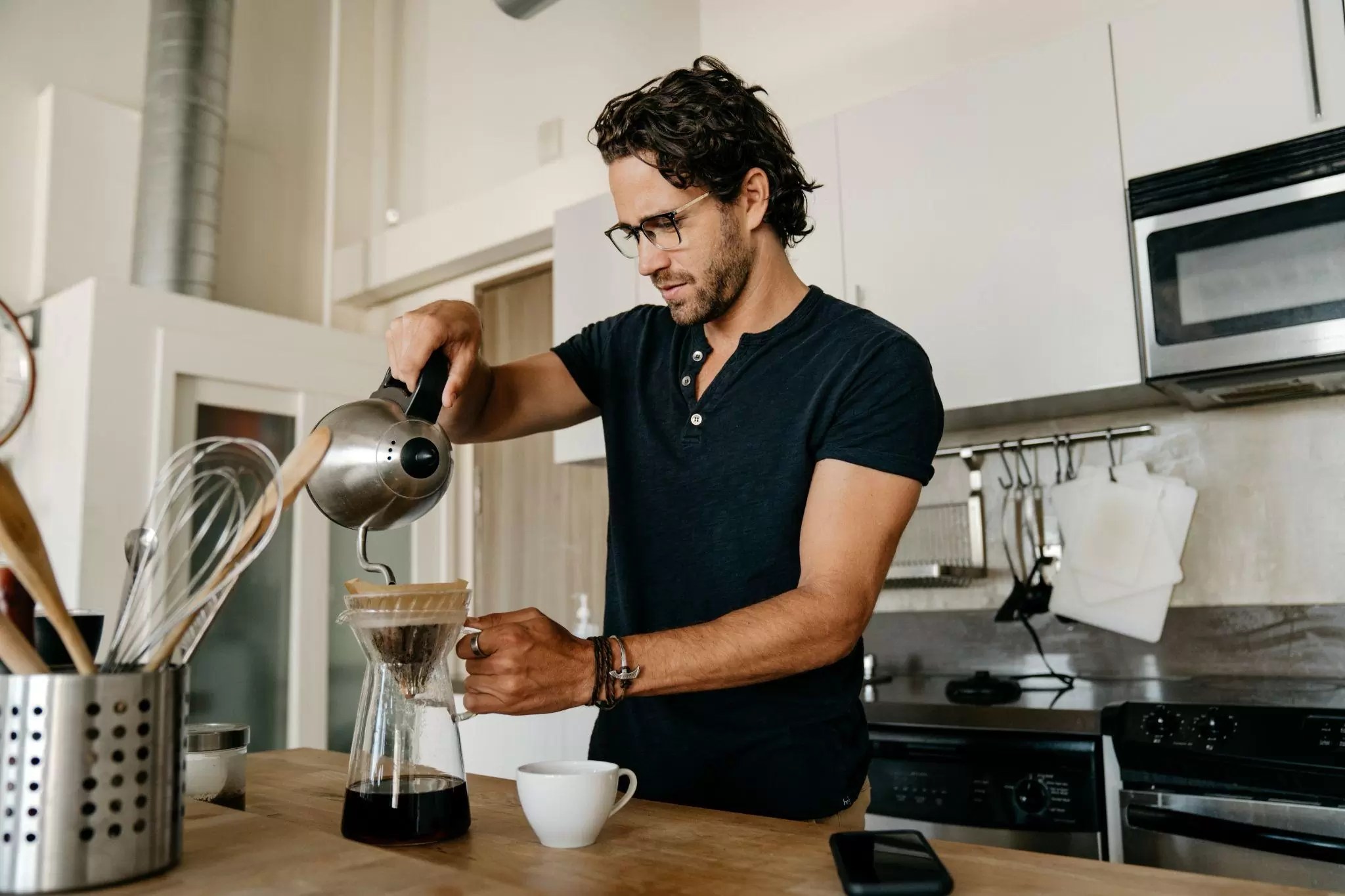 6 Ways to Make Your Morning Coffee Run Smoother Muggo