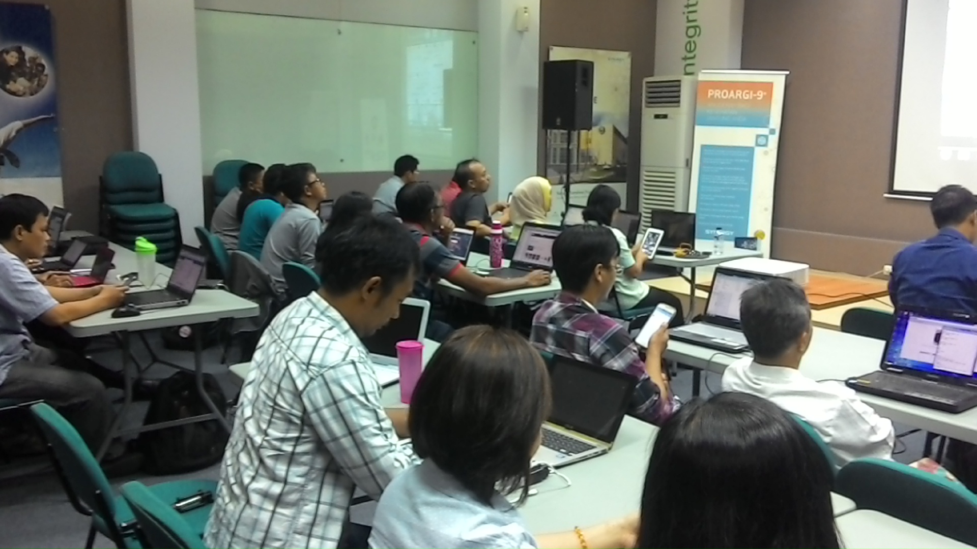 Belajar Bisnis Online Gratis Bagi Pemula di Jakarta SMS/WA 0896 1000 7713