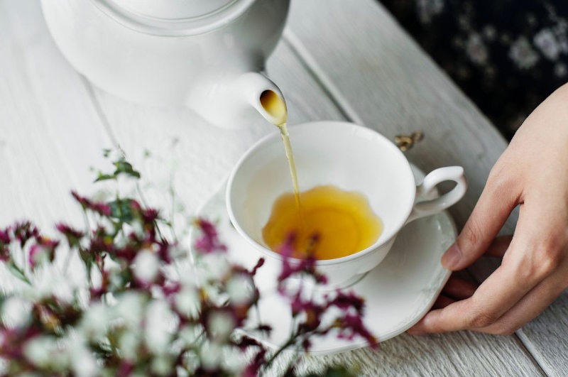 Propiedades del té blanco Alimentación Mujer con salud